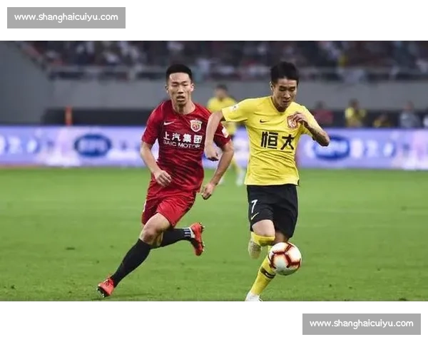 聚焦中超亚冠焦点战恒大vs横强强对话引爆赛场期待风云再起谁主沉浮